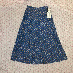 NWT vintage 80s cotton skirt blue with pink yellow flowers with front silver